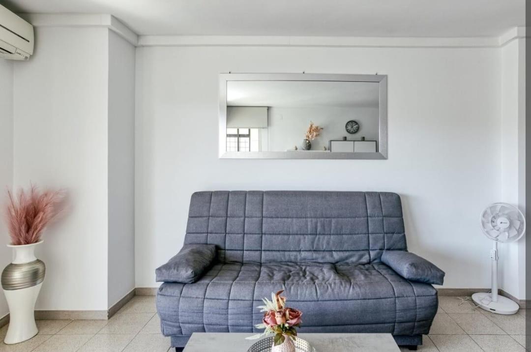 Apartamento Con Vistas A Mar Y Canal. 艾姆布里亚布拉瓦 外观 照片